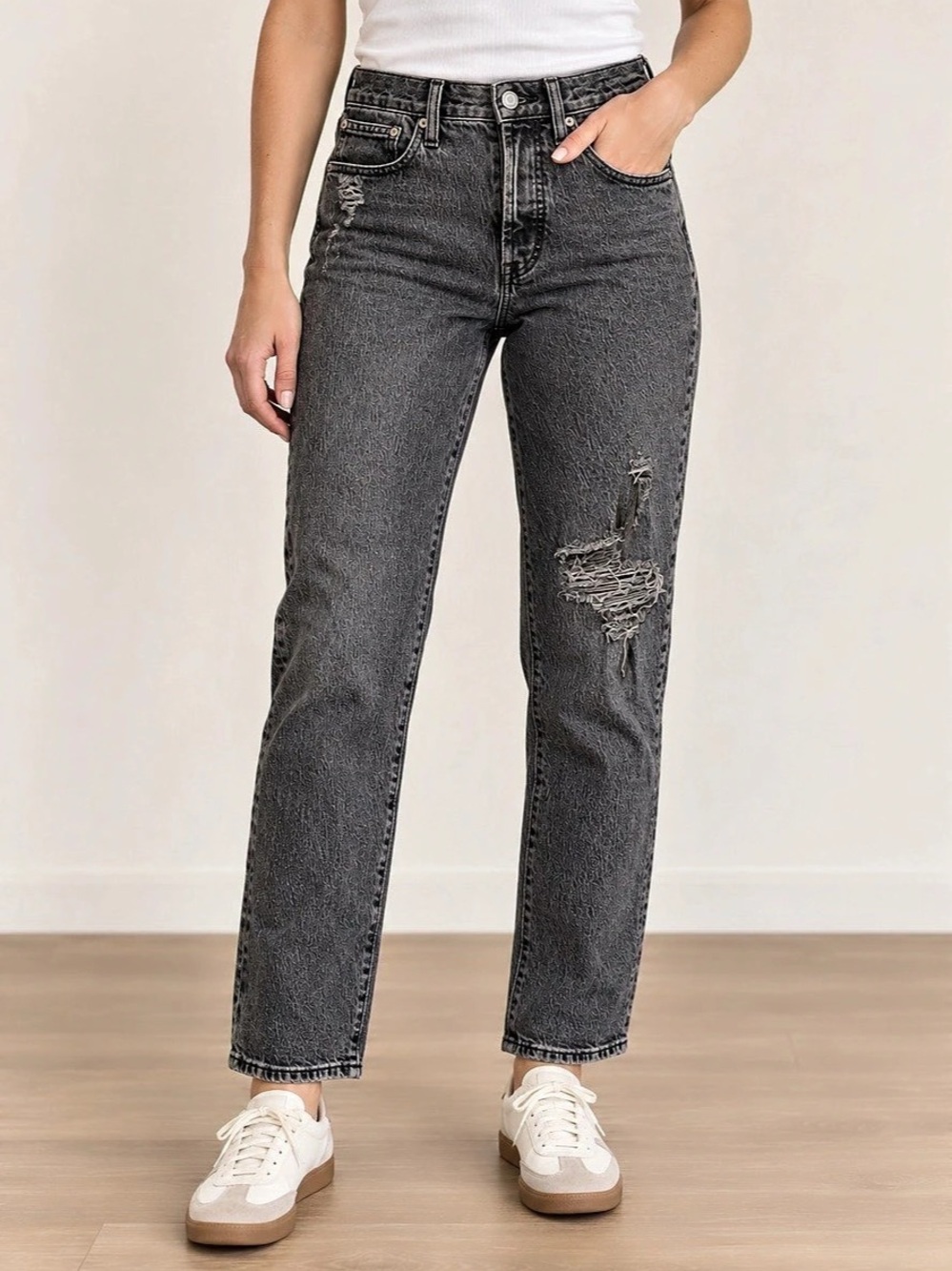 Madewell The Mid-Rise Perfect Vintage Jean Straight Leg Jeans in Washed Black 25